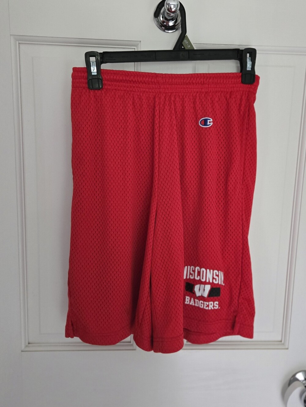 Champion Men's Wisconsin Badgers Red Mesh Shorts Size Small
